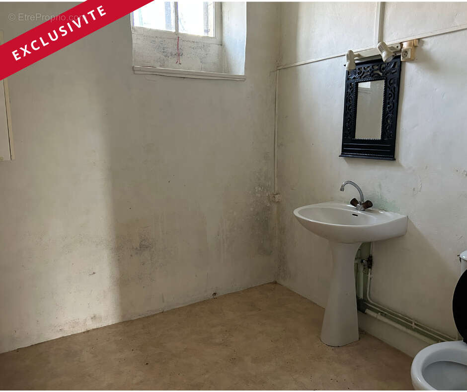 Maison à CHAMPNIERS