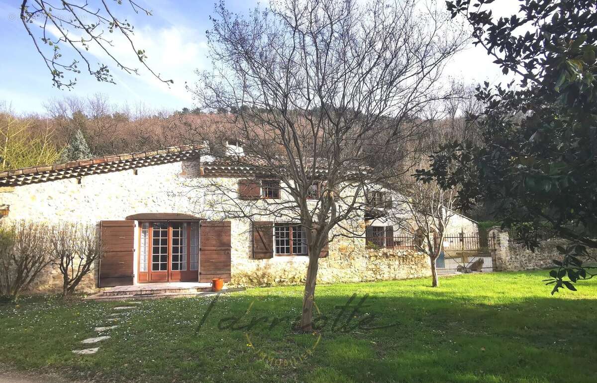 Maison à SAVASSE