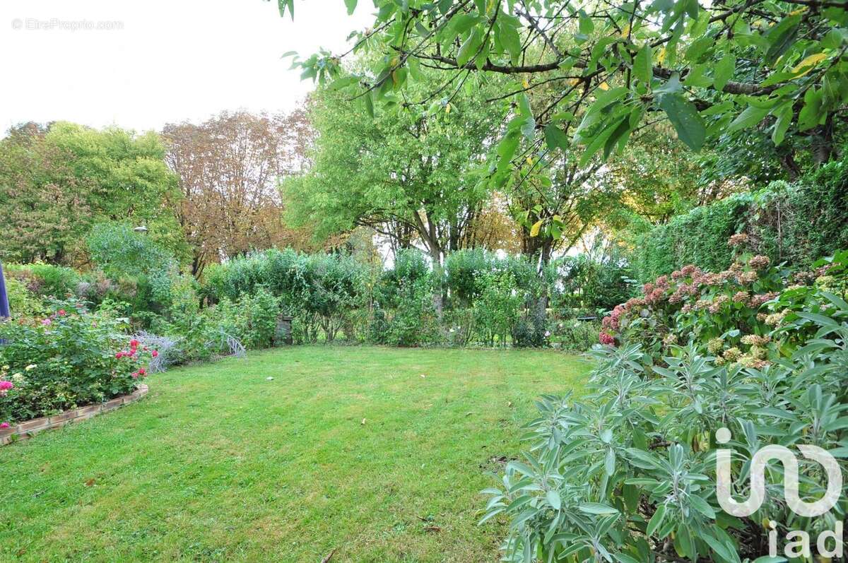 Photo 3 - Maison à SAINT-THIBAULT-DES-VIGNES