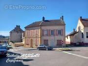 Appartement à EPINAC