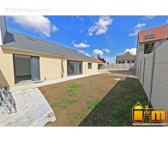 Maison 101 m² à Mereville  - photo 3