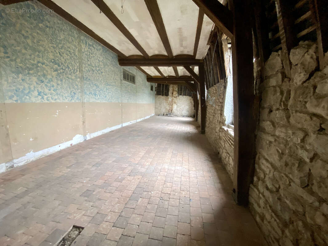 Maison à CHATILLON-EN-BAZOIS