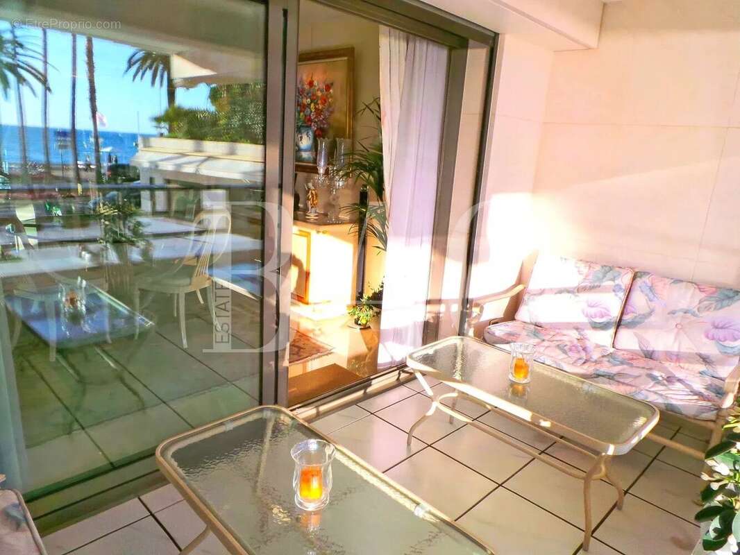 Appartement à CANNES