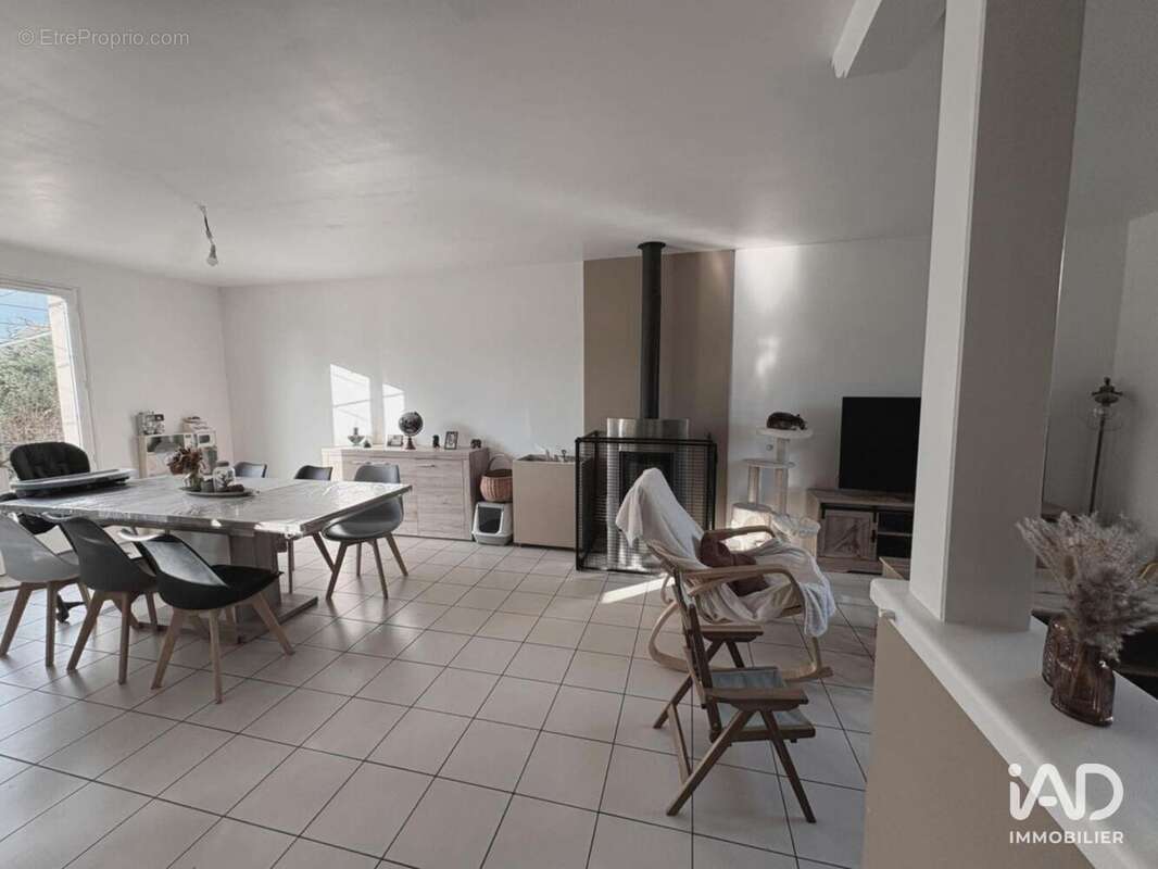 Photo 2 - Maison à SAINT-AUBIN-DES-COUDRAIS