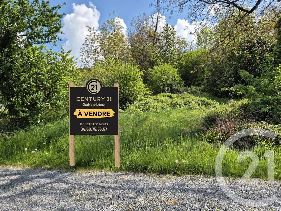 Terrain à NEUVECELLE