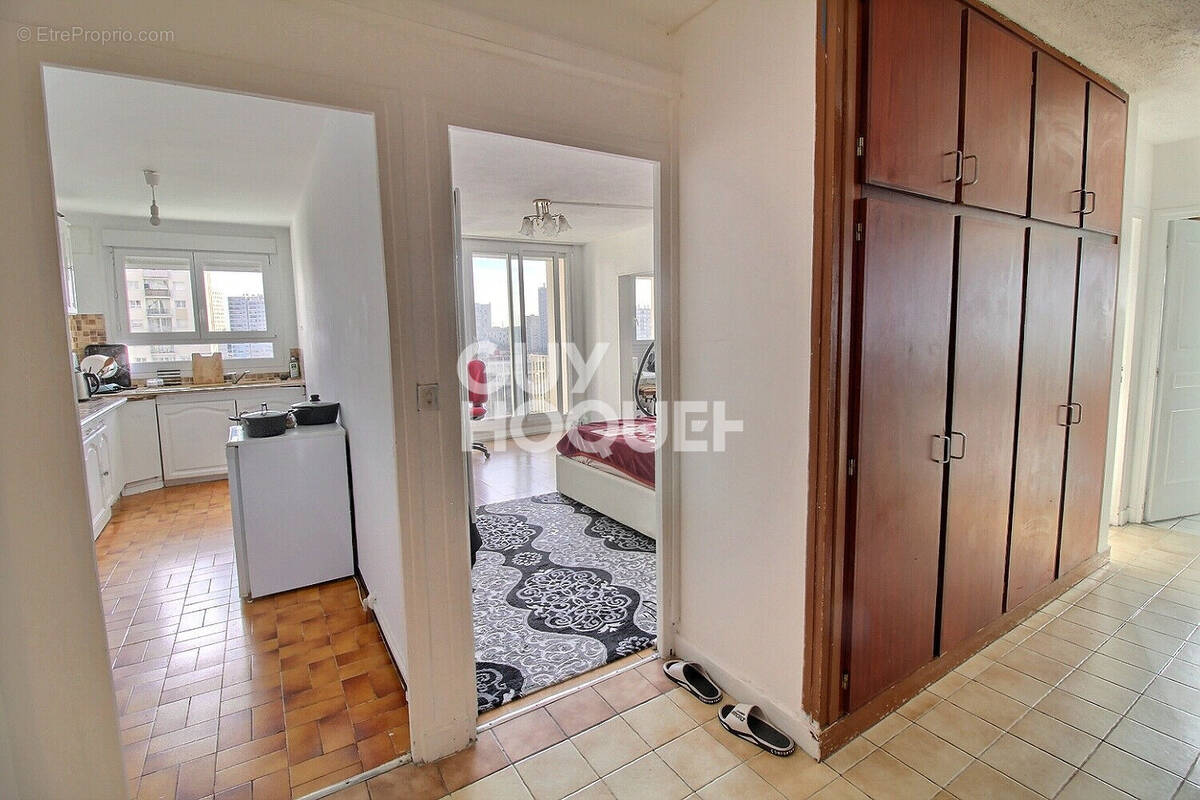 Appartement à EPINAY-SUR-SEINE