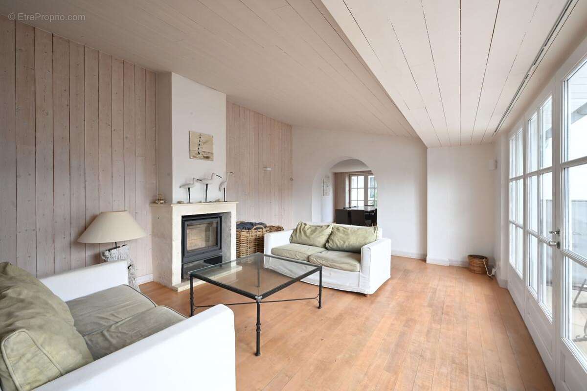 Maison à LE BOIS-PLAGE-EN-RE