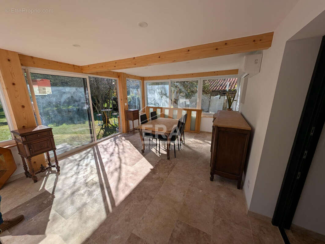 Maison à MONTPON-MENESTEROL