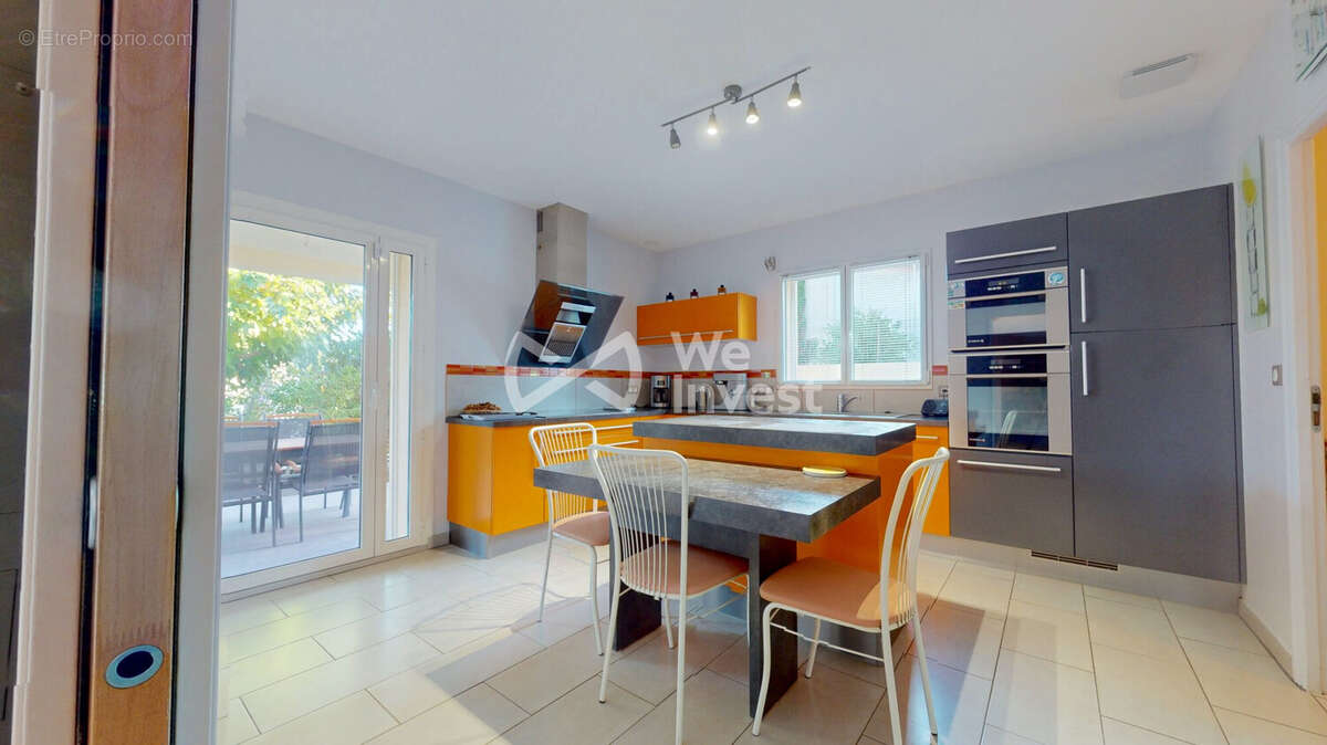 Maison à SAINT-JEAN-DE-VEDAS