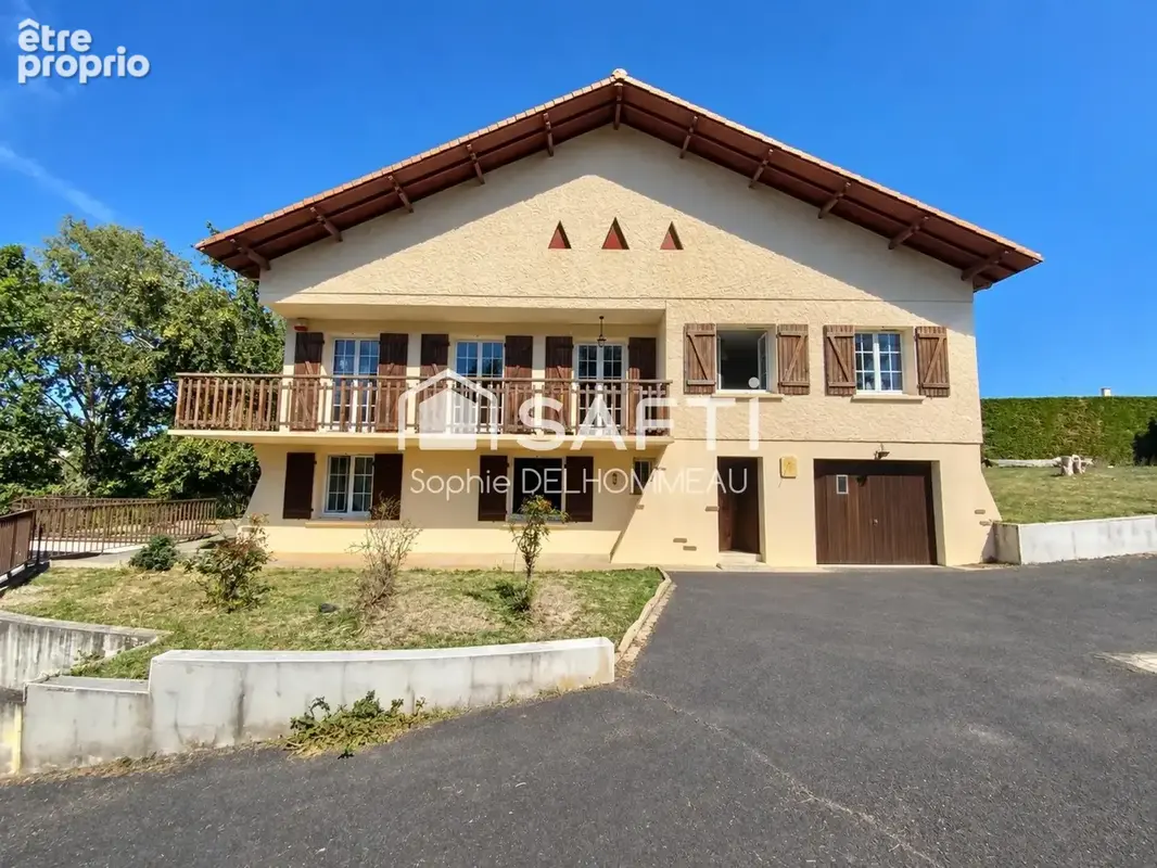 Photo 1 - Maison à SAINT-GEORGES-DE-MONTAIGU