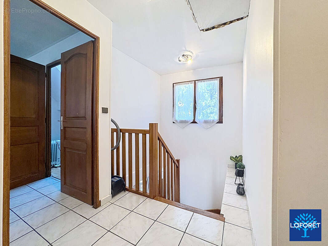 Appartement Neuilly Sur Marne 5 pièce(s) 113.06 m2 - photo 9