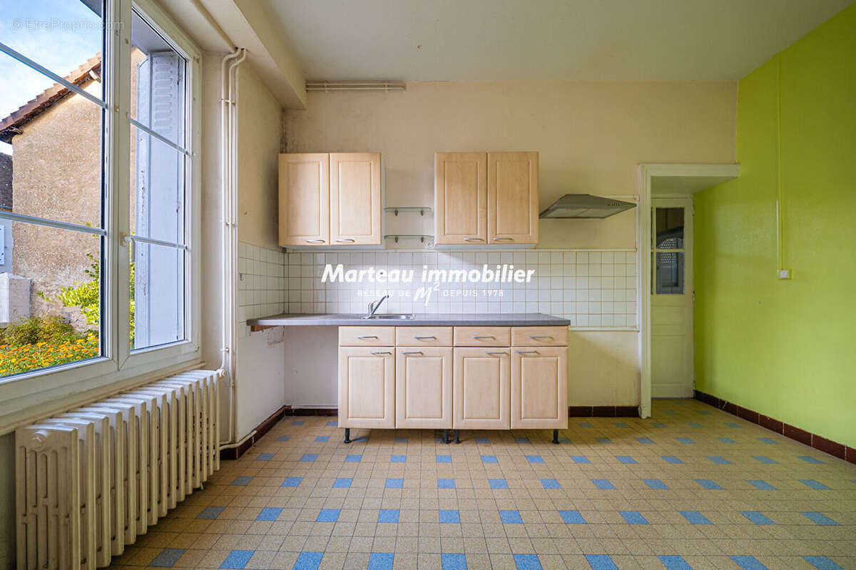 Maison à SAINT-AUBIN-DE-LOCQUENAY