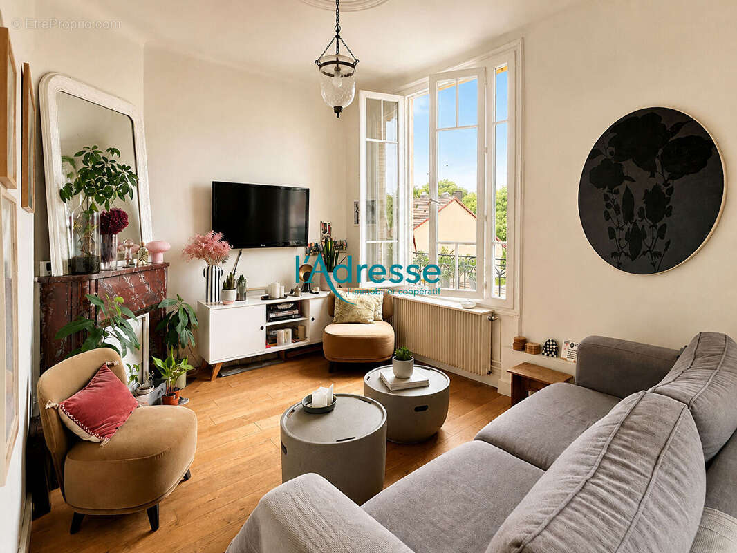 Appartement à NANTERRE