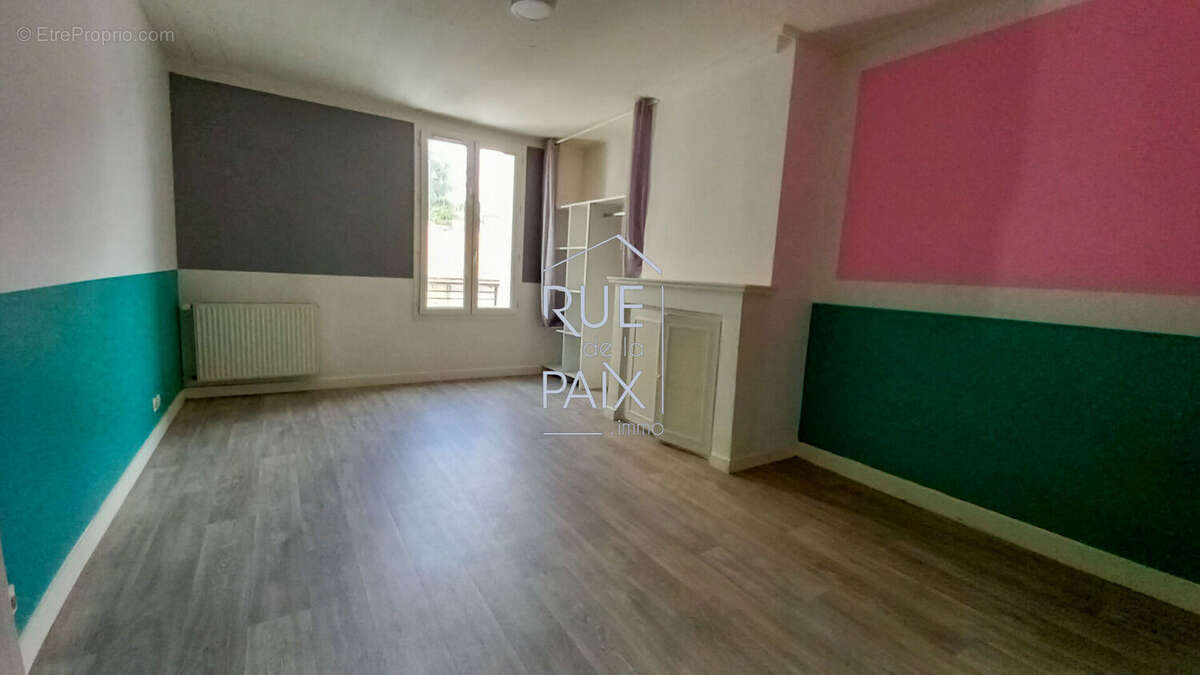 Maison à CHATELLERAULT