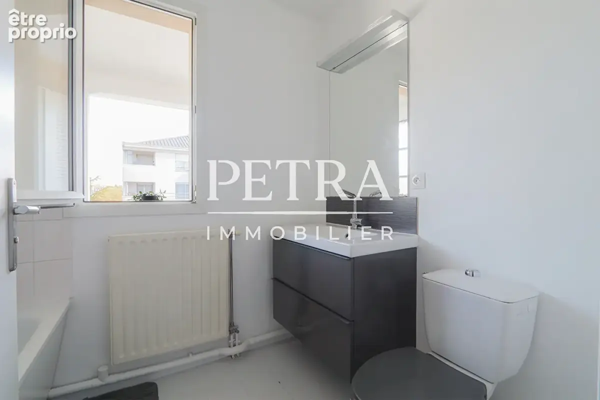 Appartement  5 pièce(s) 96.29 m2 - Centre ville - photo 16