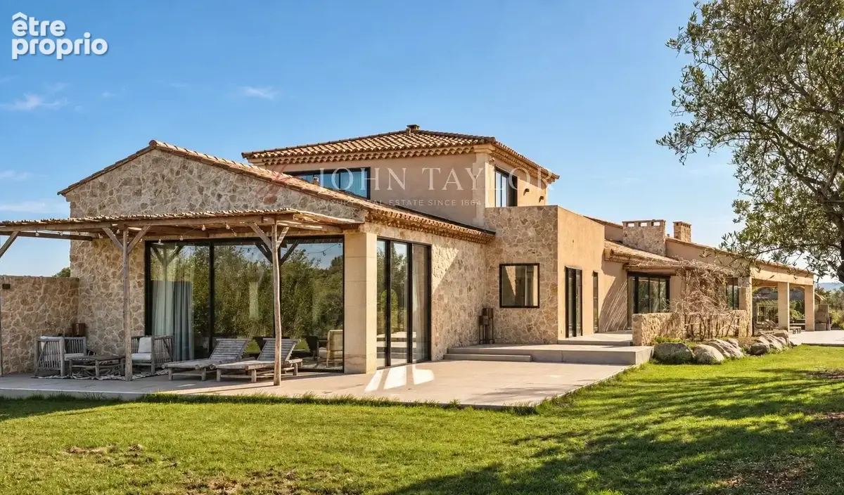 Photo Maison à Eygalieres au prix de 6 900 000€