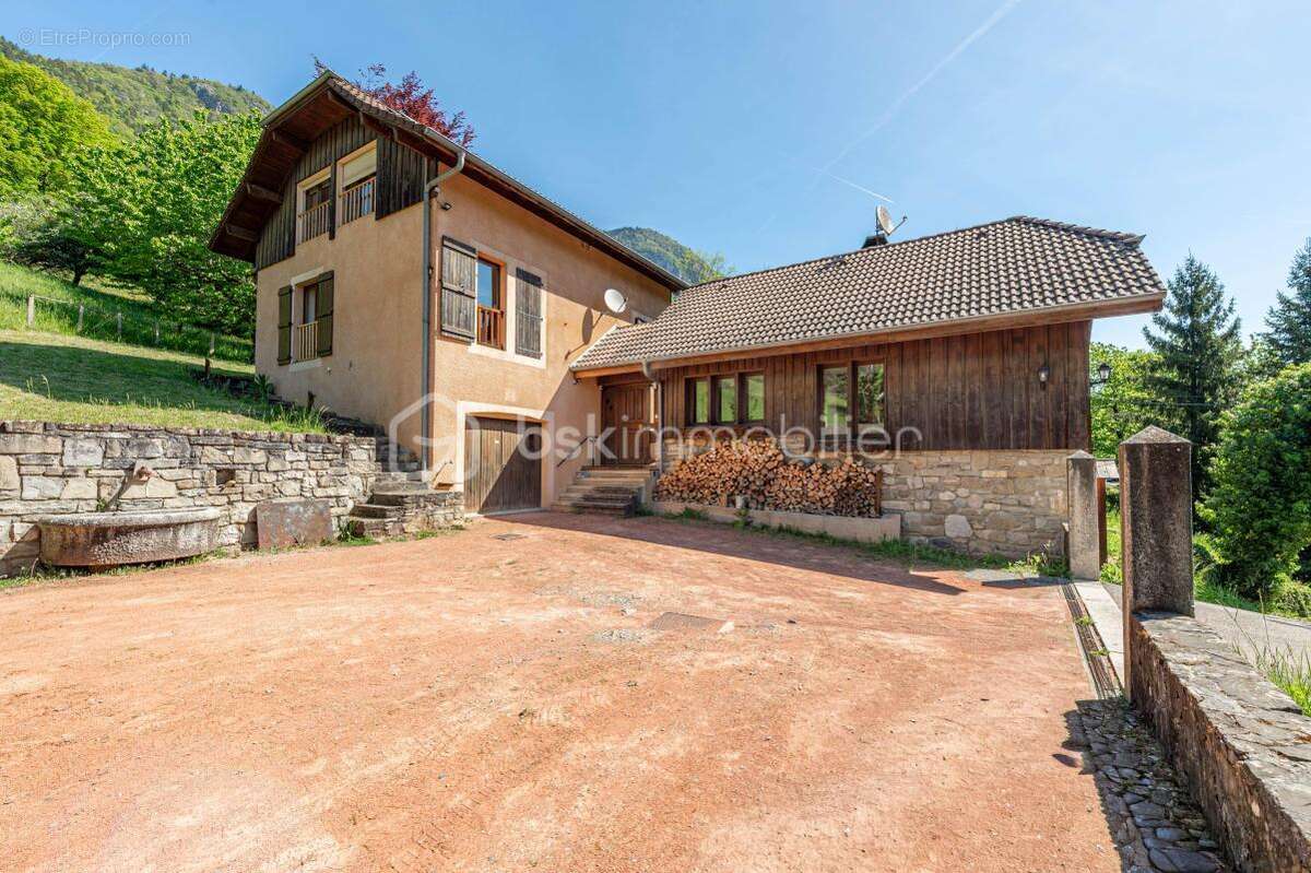 Maison à AYSE