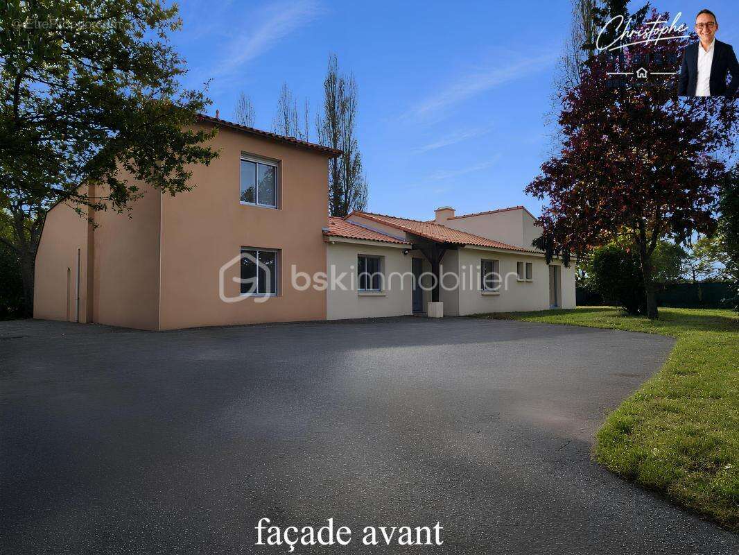 Pavillon familial d’exception à la blordière – 4 chambres dont 2 suites parentales – volumes généreux & grand terrain - photo 18