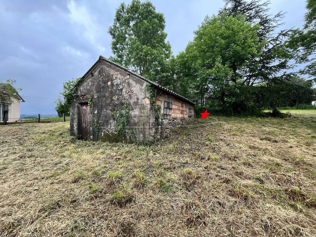 Maison à LE MASNAU-MASSUGUIES
