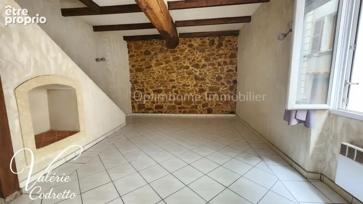 Sollies-toucas (83210) – maison de village – t3 spacieux + logement indépendant +  espace bureau – centre du village 83210 - photo 8