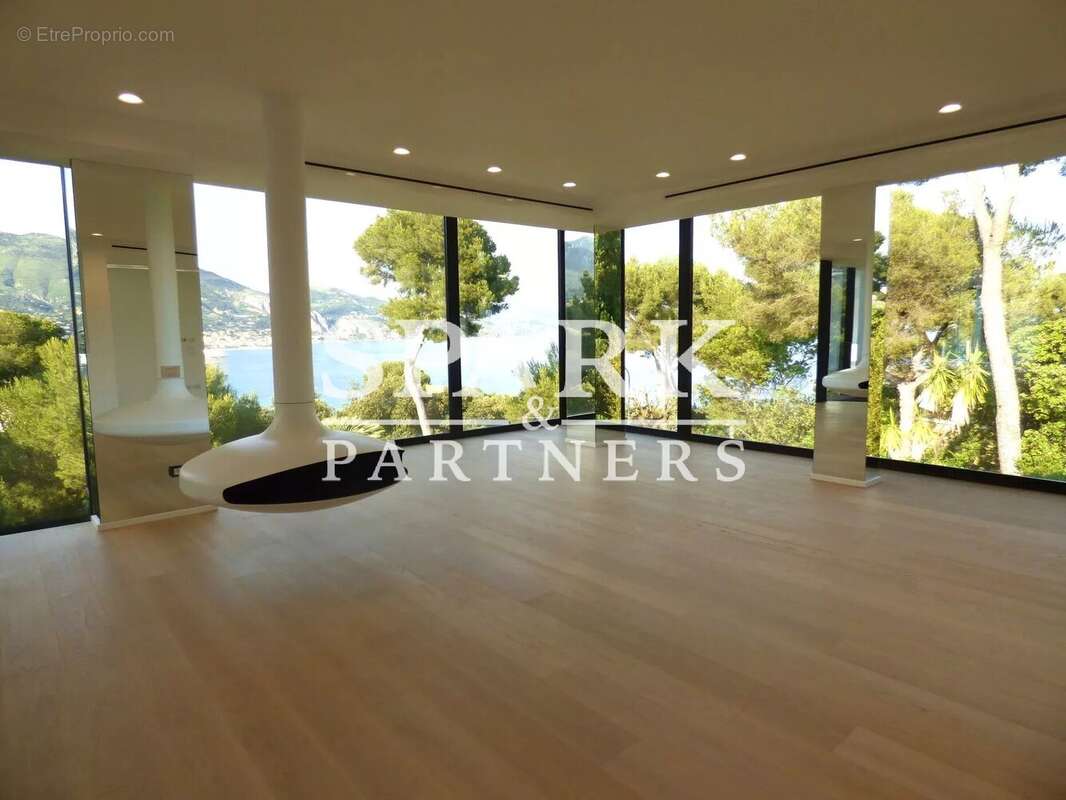 Maison à ROQUEBRUNE-CAP-MARTIN