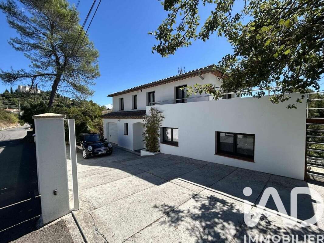 Photo 2 - Maison à SAINT-JEANNET