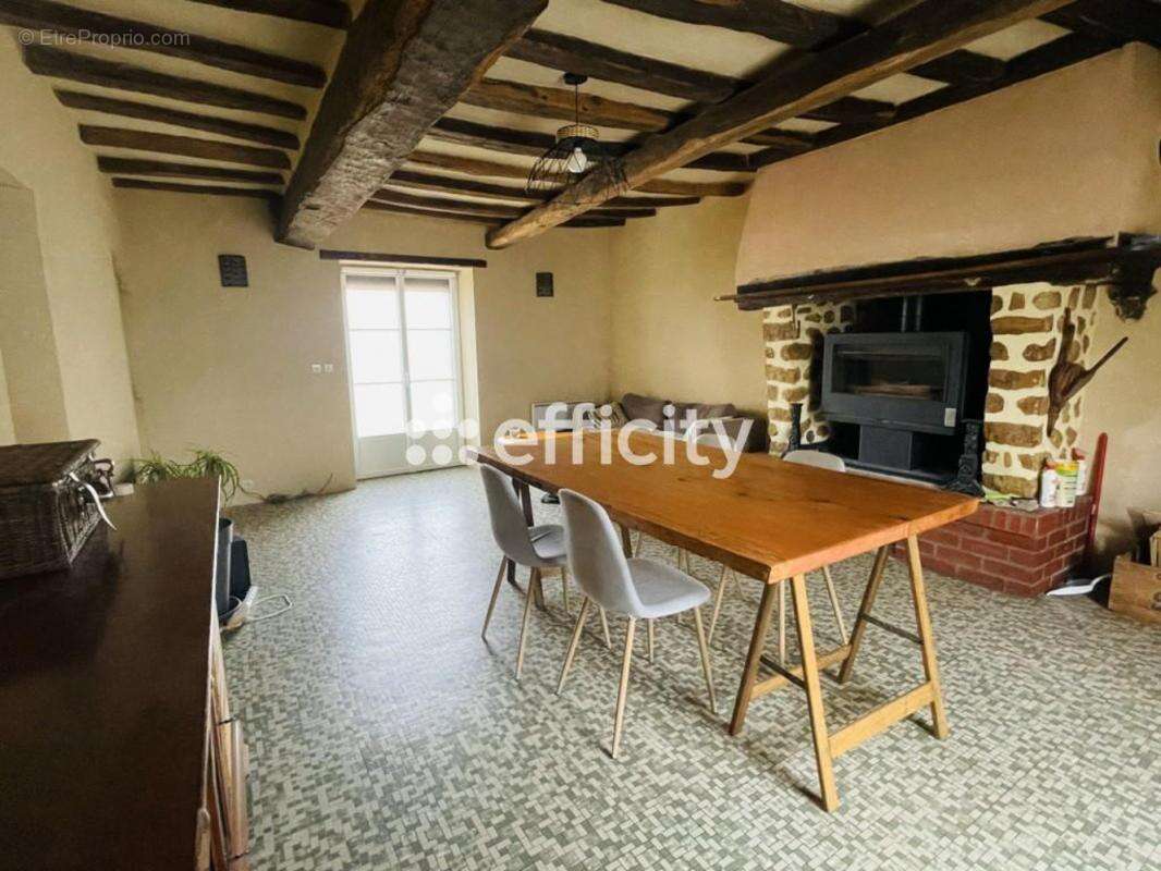 Maison à SAINT-MAIXENT