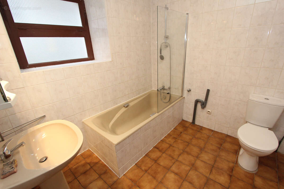 Maison à MONT-LE-VIGNOBLE