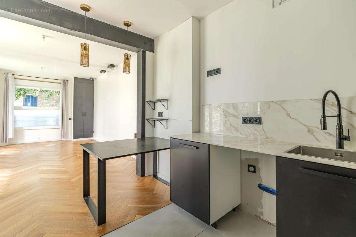 Maison à SAINT-MAUR-DES-FOSSES