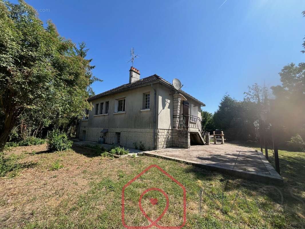 Maison à BEAUMONT-DU-GATINAIS