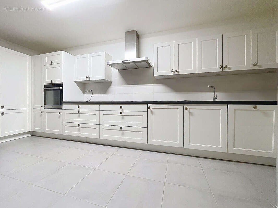 Appartement à SAINT-GENIS-POUILLY