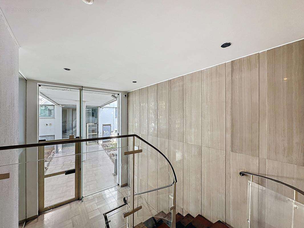 Appartement à VILLENEUVE-LOUBET