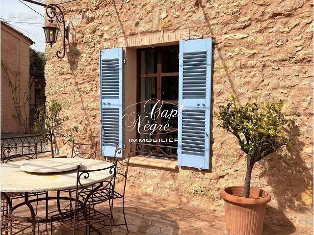 Maison à LE CANNET-DES-MAURES