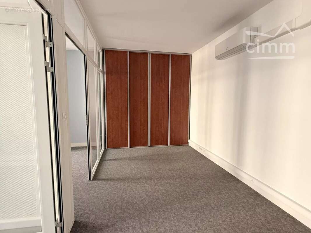 Immeuble de bureaux - centre-ville de blois - investissement ou installation d'entreprise - photo 11