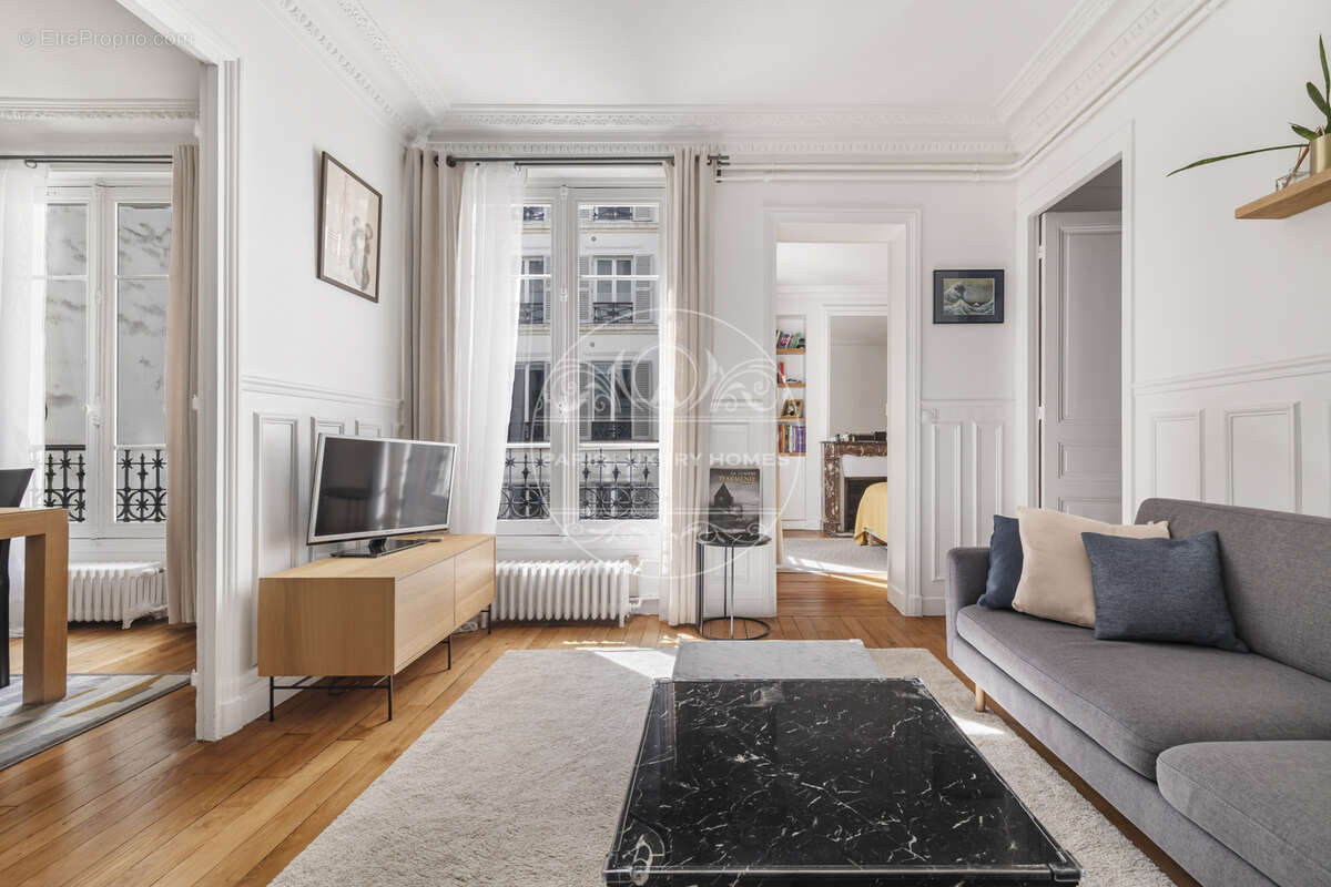 Appartement à PARIS-9E