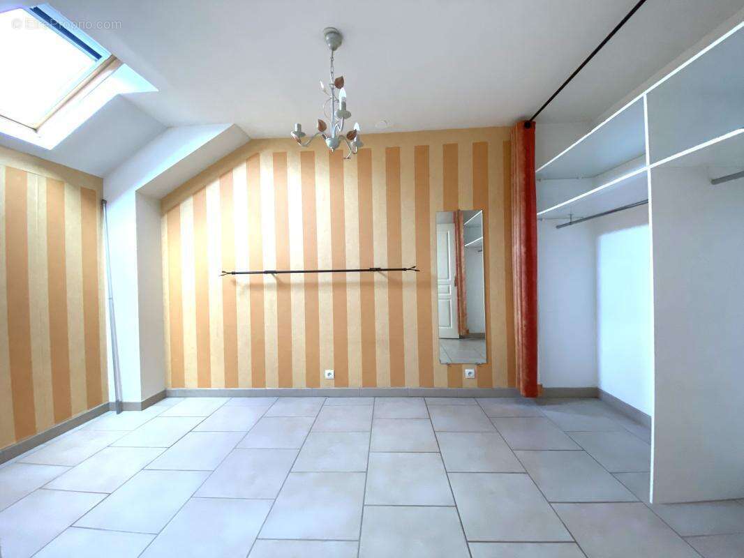 Appartement à BONNIERES-SUR-SEINE