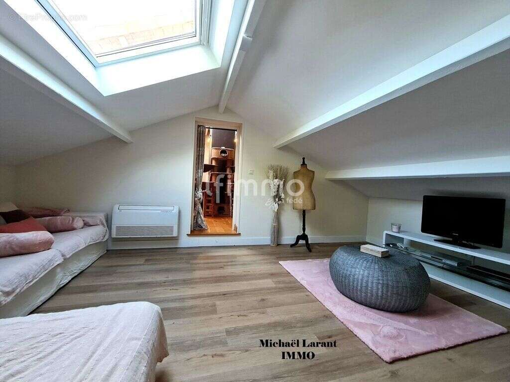 Maison d'architecte + maison indépendante – 5 300 m², piscine - photo 13
