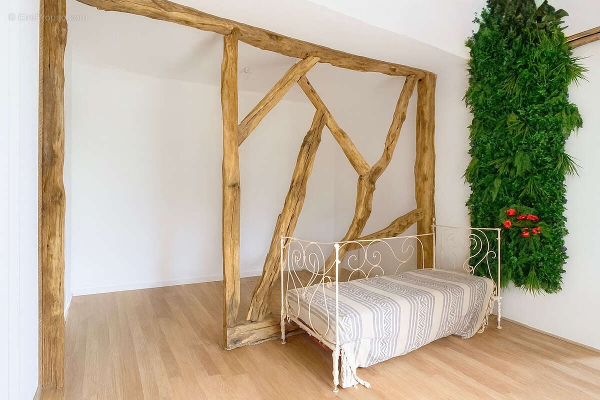 Maison à SAINT-ETIENNE-SUR-REYSSOUZE