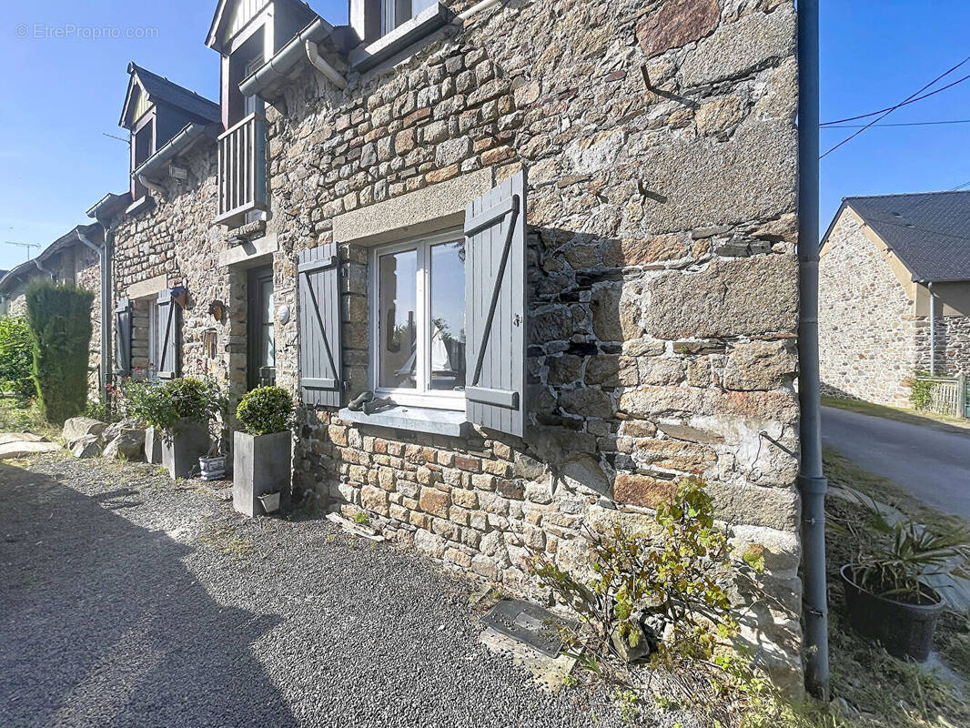 Maison à MONT-DOL