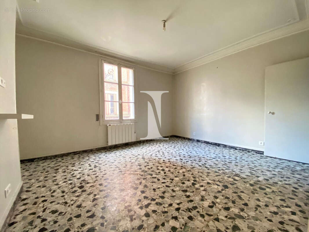 Appartement à PARIS-19E