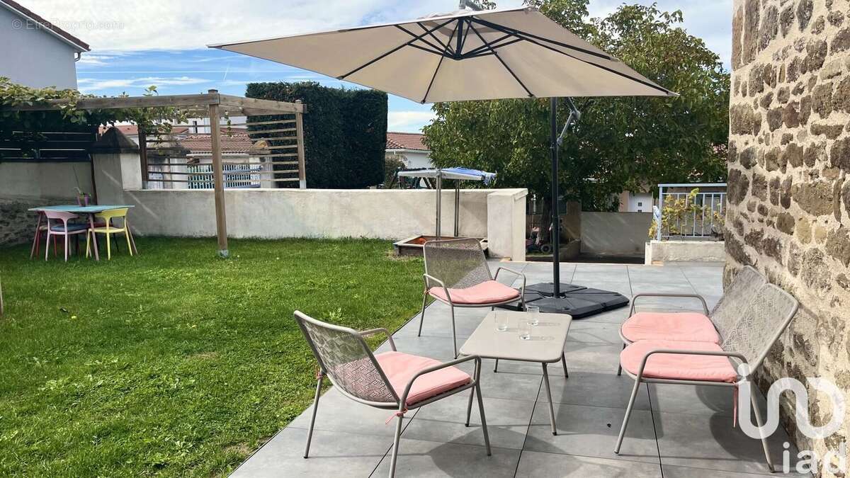 Photo 5 - Maison à SAINT-JEAN-BONNEFONDS