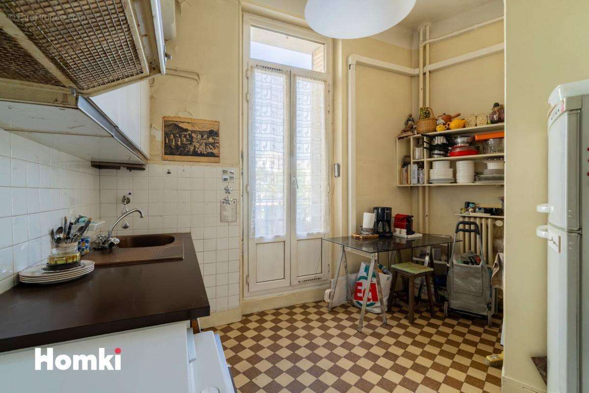 Appartement T3 de 84 m² à Marseille 13004, Boulevard Chave - photo 6