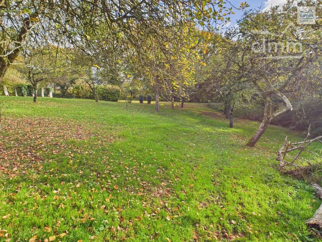 Maison à LES BRULAIS