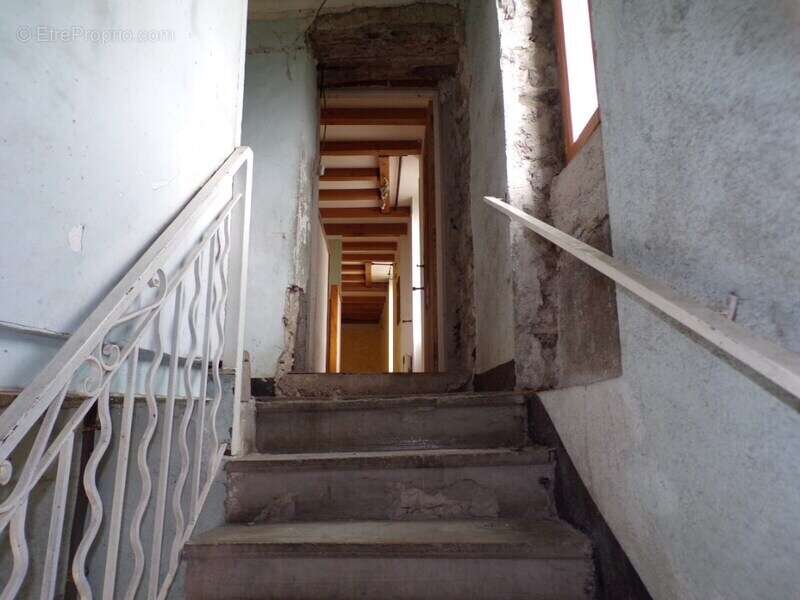 Maison à SAINT-FLORENT-SUR-AUZONNET