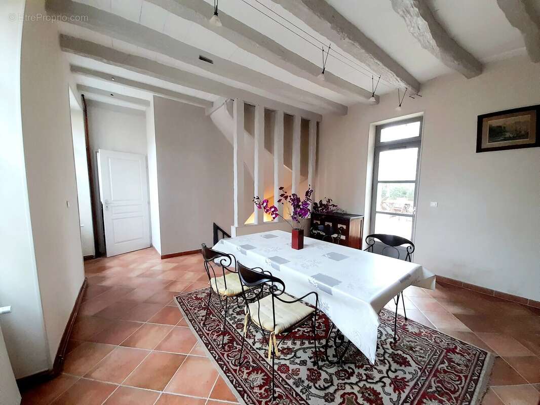 Maison à SAINTE-ALVERE