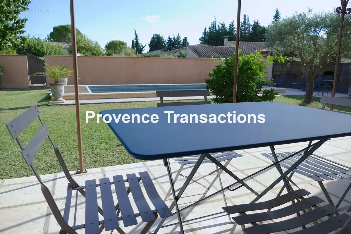 Très belle maison avec grandes dépendances - photo 4