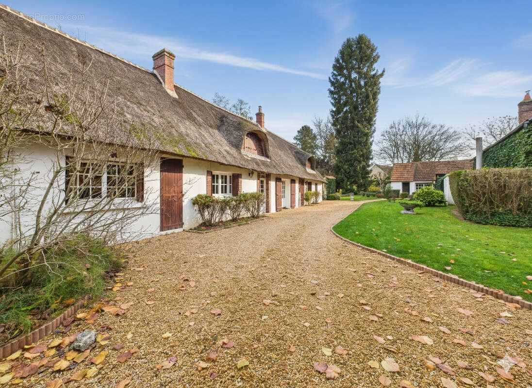 Maison à FAVEROLLES
