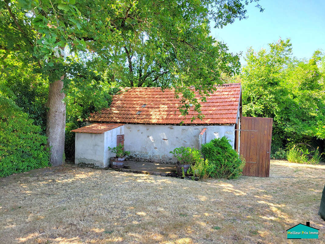 Maison à CHATEAUNEUF