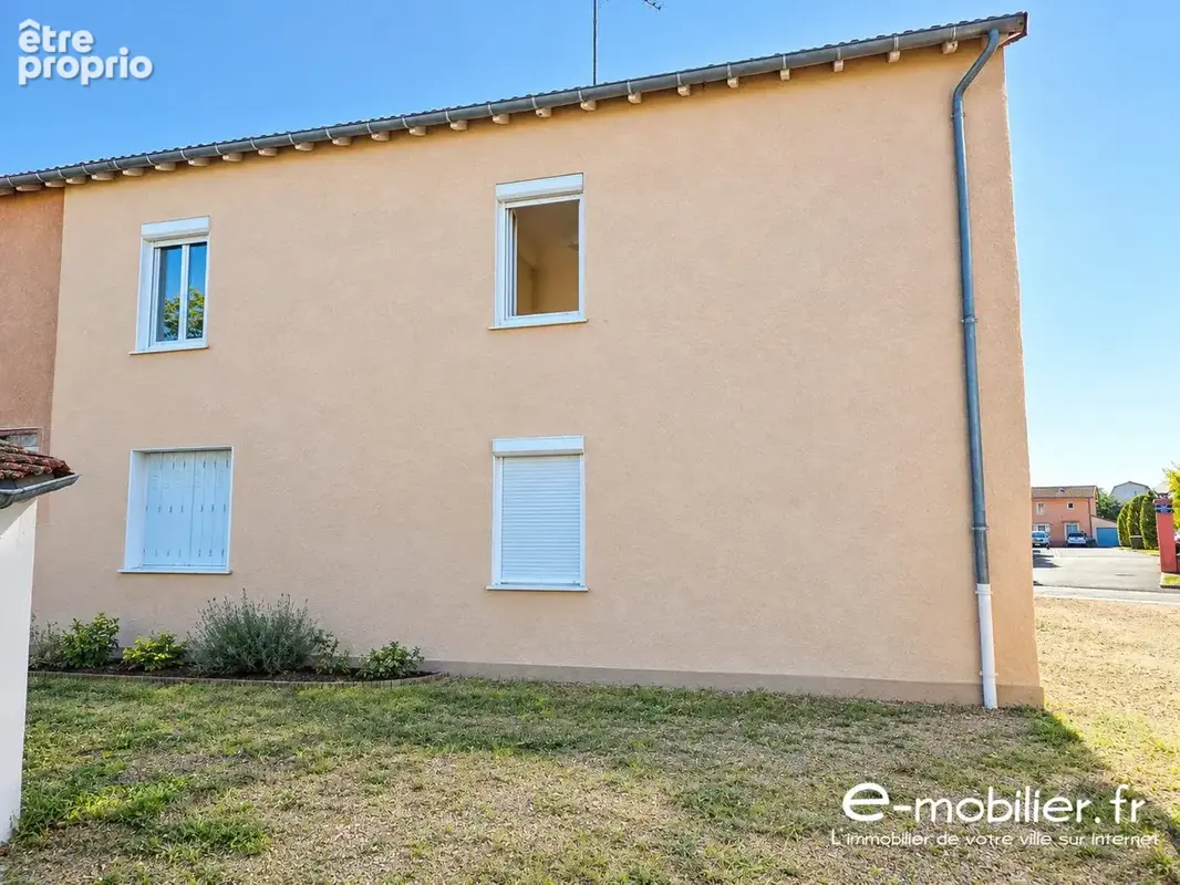 Maison 4 pièces 130 m² à vendre à Riorges (42153) - photo 2