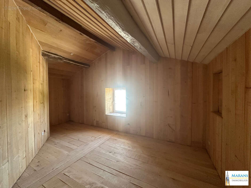 Maison à BOUILLE-COURDAULT